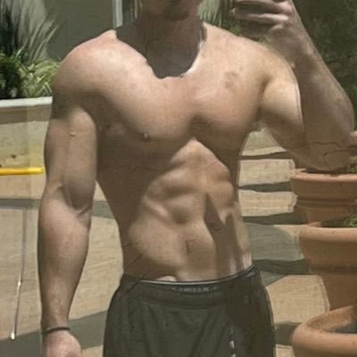 @chrislewisbitch